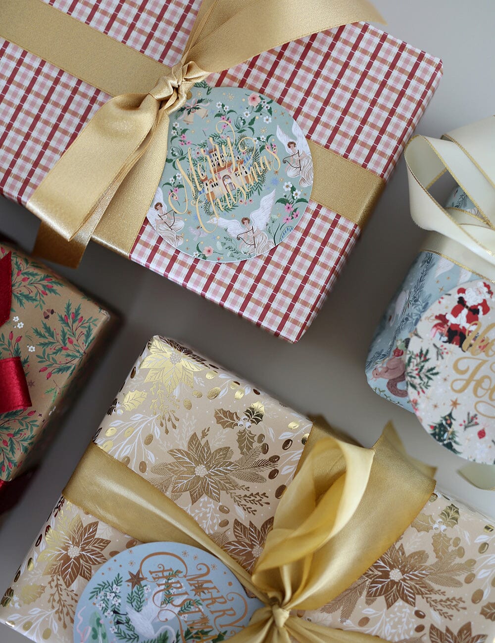 12pk Gift Tag An Enchanted Christmas Tags (Bauble)