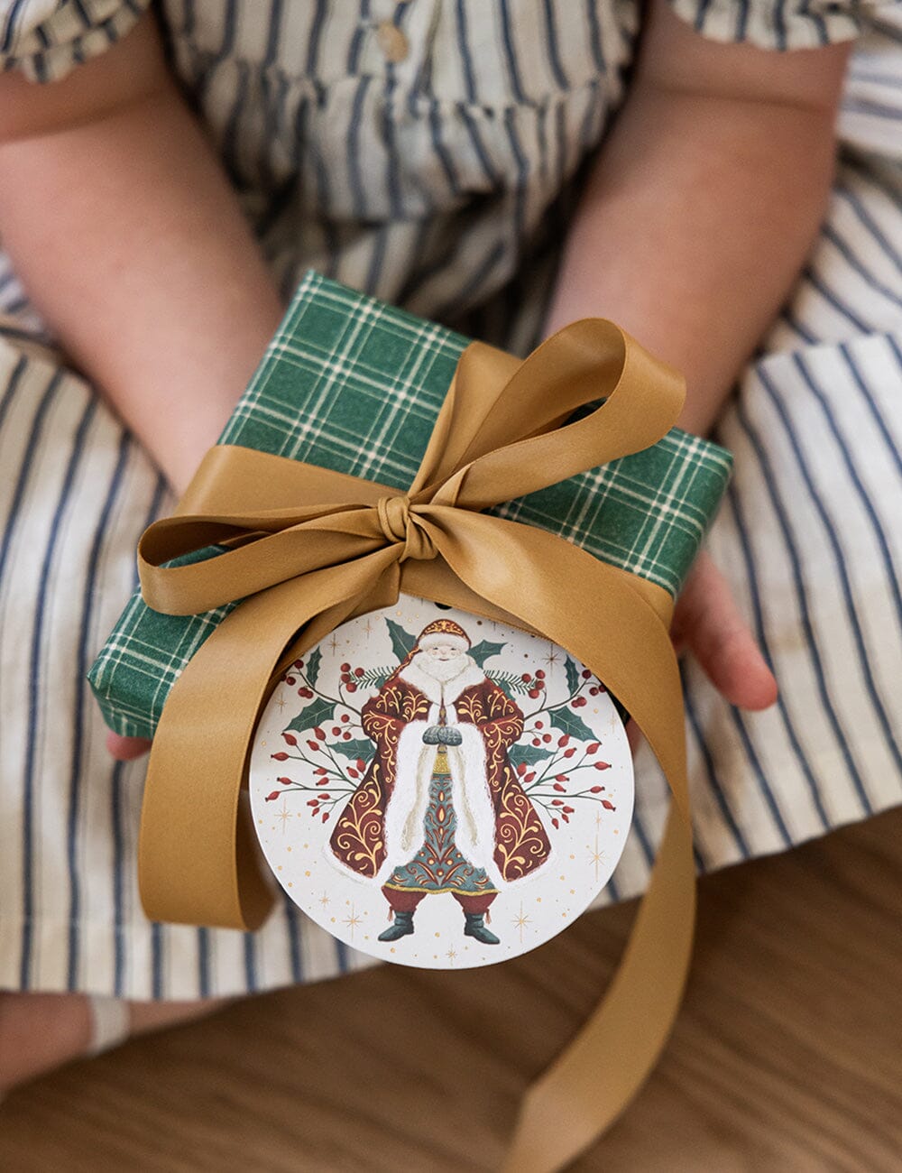 12pk Gift Tag The Christmas Village Tags (Bauble)