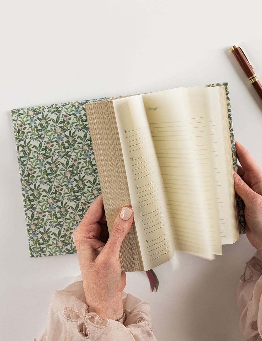 Summer Garden 5 Year Journal