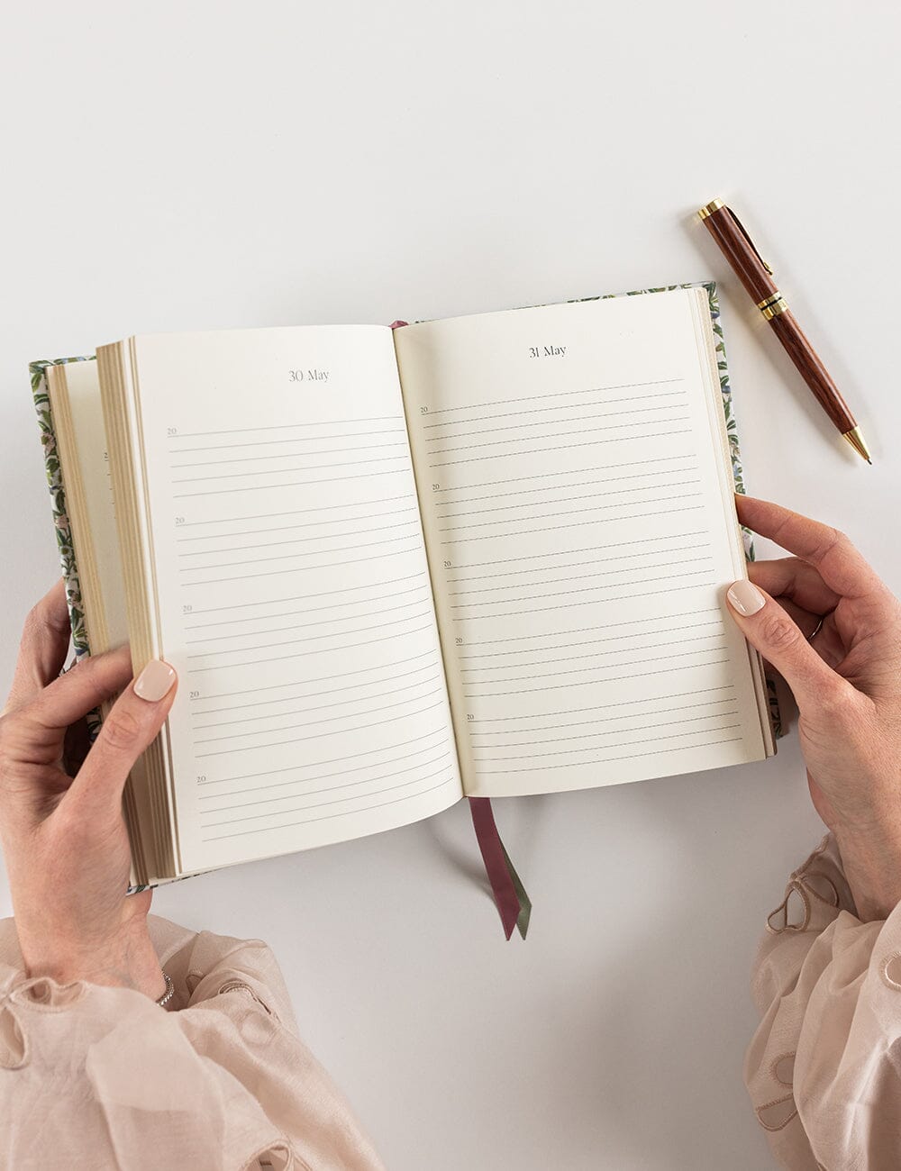 Summer Garden 5 Year Journal