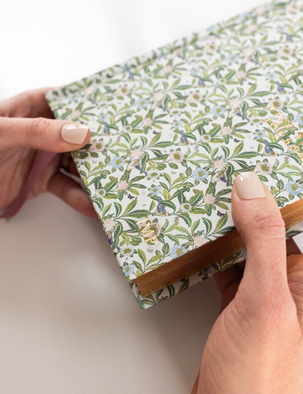 Summer Garden 5 Year Journal