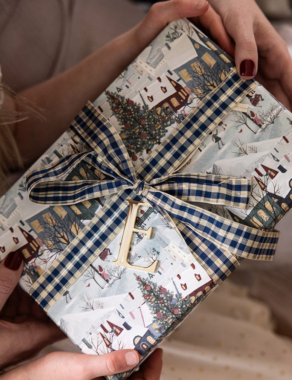 Gift Wrap Roll 30m - The Christmas Village