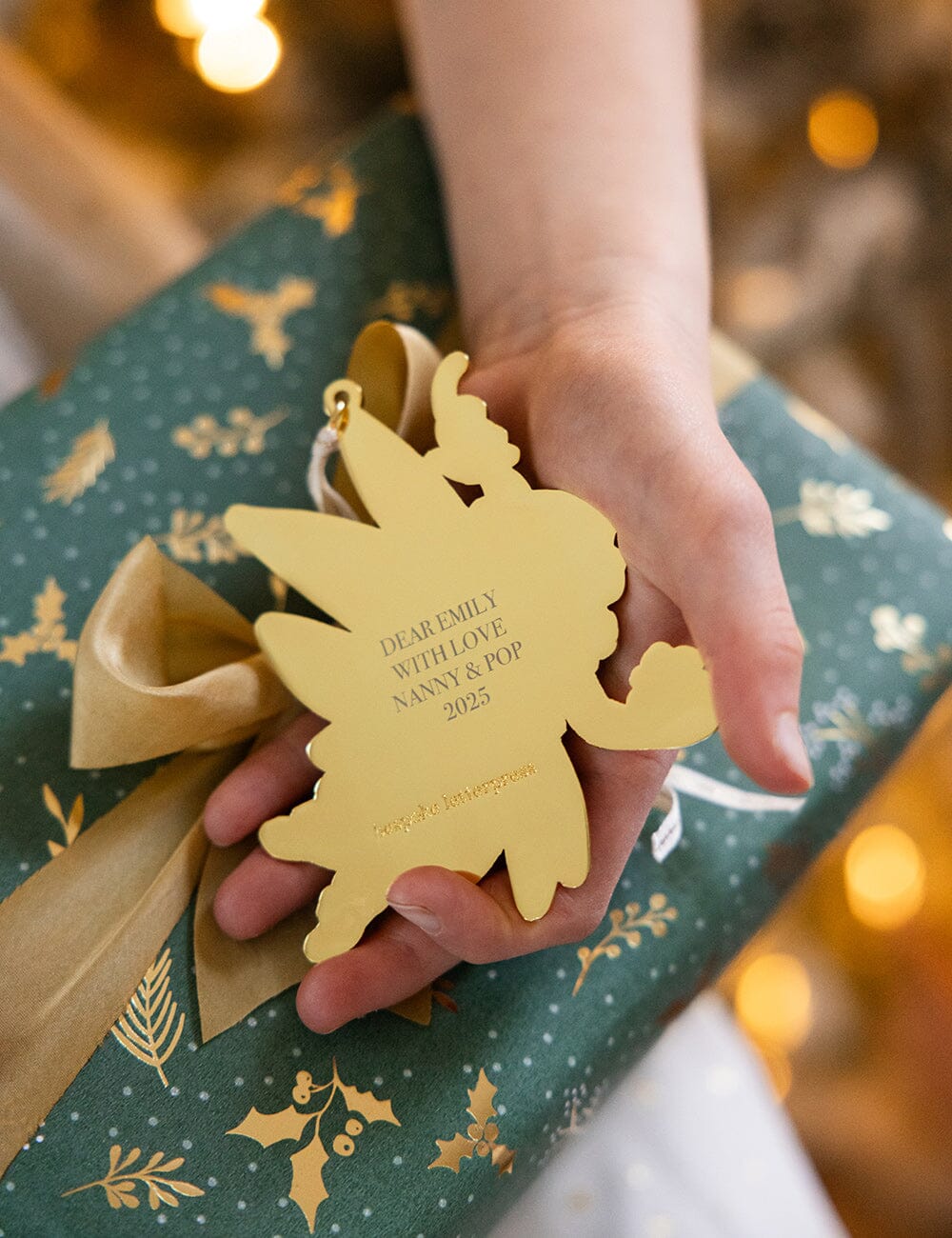 Gift Wrap Roll 30m - Golden Holly (Gold Foil)