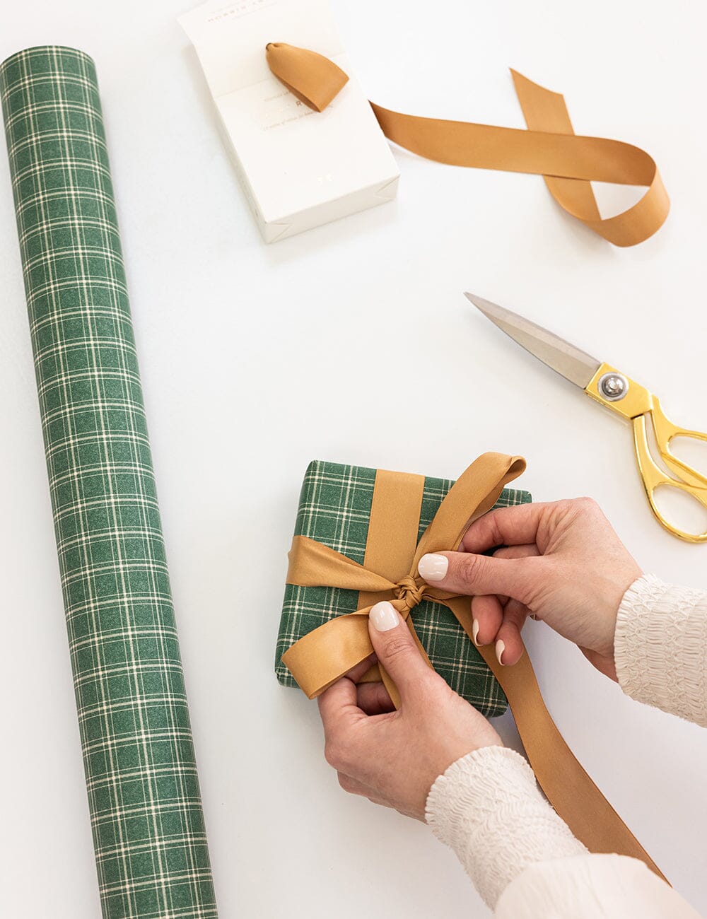 Gift Wrap Roll 30m - Spruce Tartan
