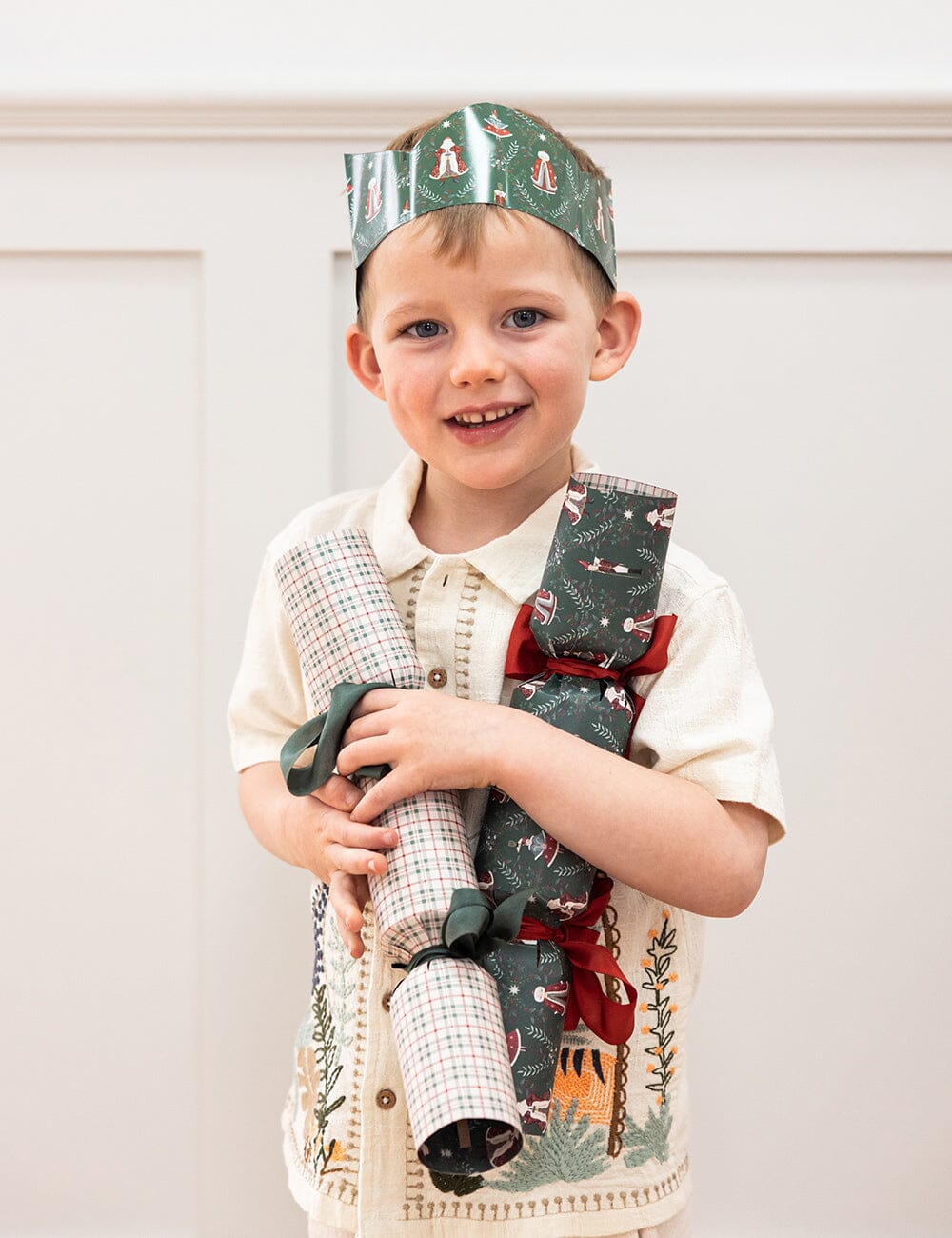10 Pack Christmas Cracker Kit - Mr & Mrs Claus