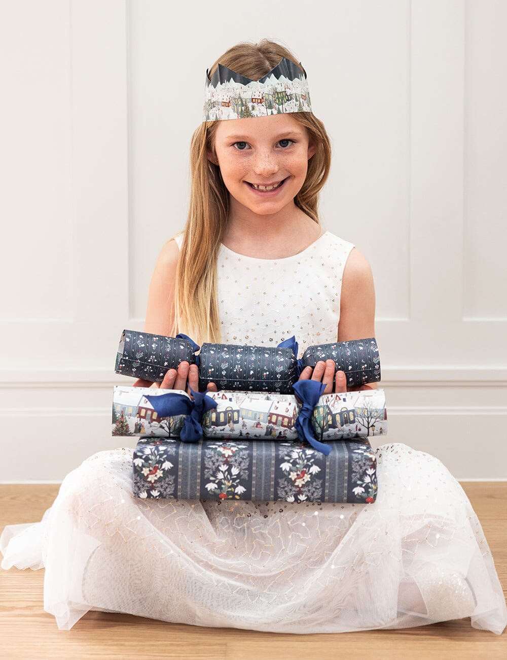 10 Pack Christmas Paper Crown Hats - The Christmas Village