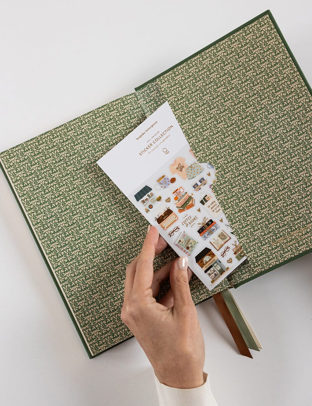 2026 Weekly Academic Student Linen Bound Planner - Finch