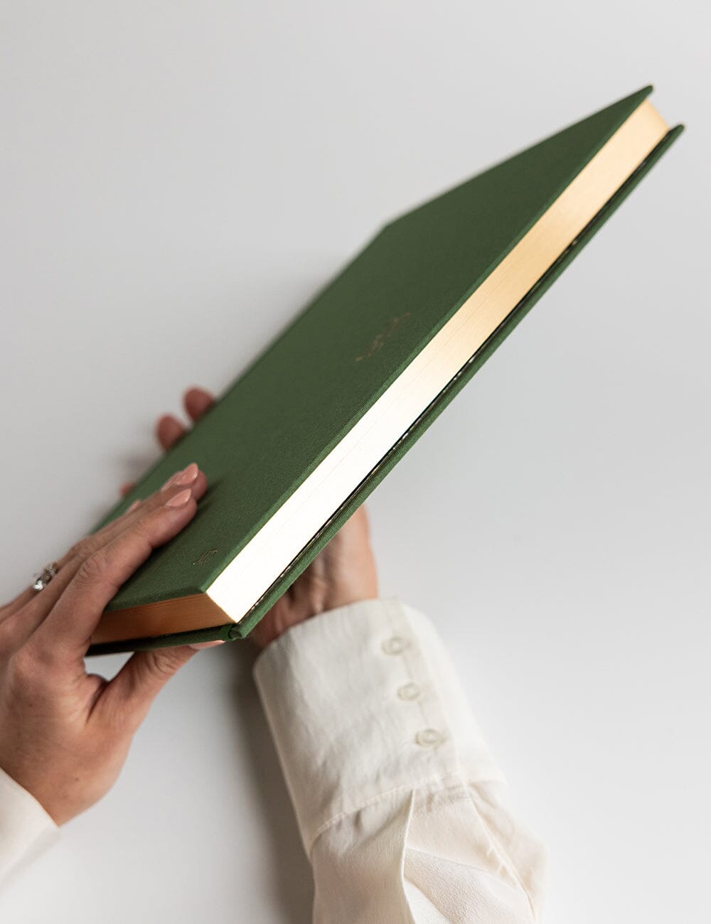 2026 Desktop A4 Linen Bound Planner - Finch