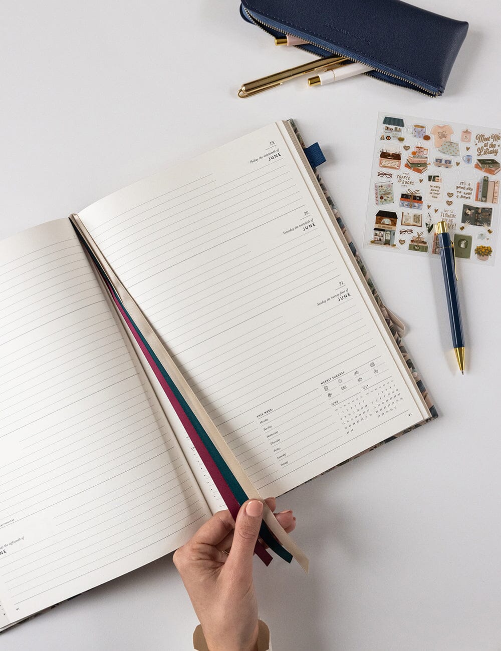 2026 Desktop A4 Linen Bound Planner - Botanical Grove
