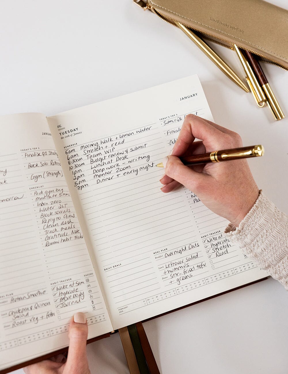 2026 Day to a Page Large Linen Bound Planner - Bronze