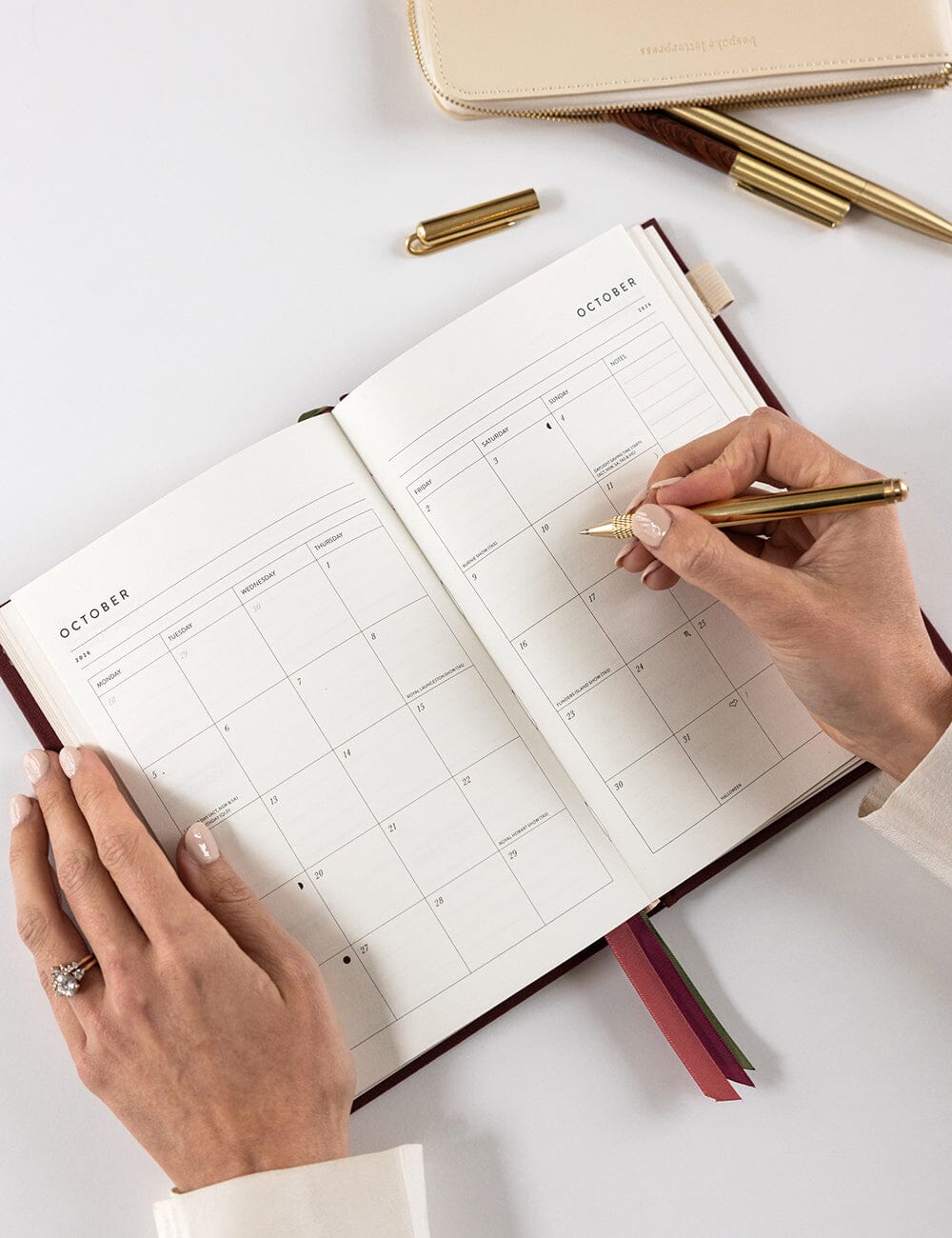 2026 Petite Linen Bound Planner - Mulberry