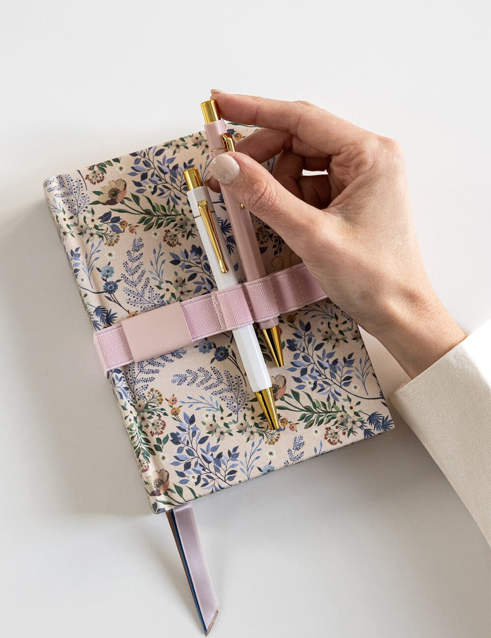 Elastic Book Strap - Pale Pink