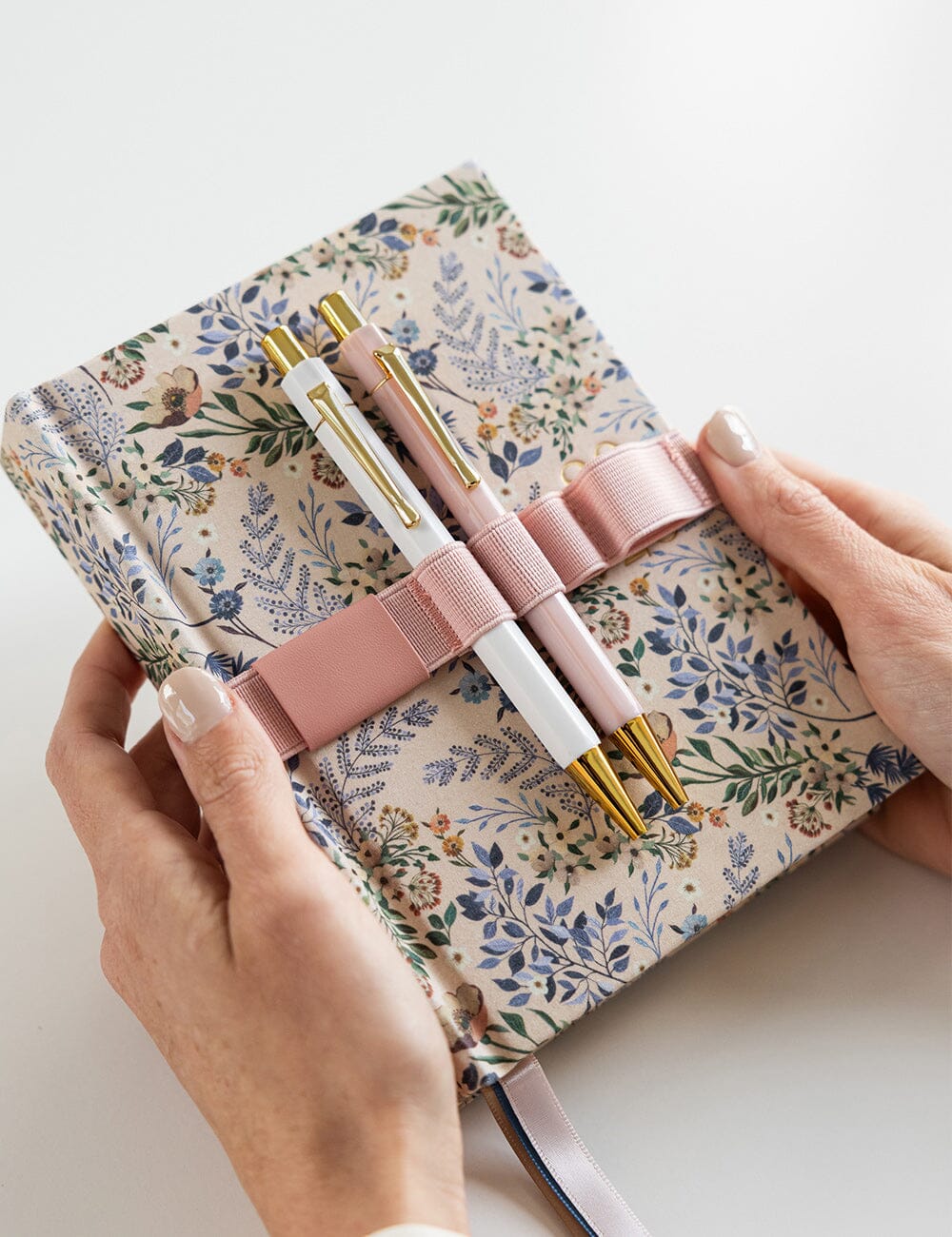 Elastic Book Strap - Tea Rose