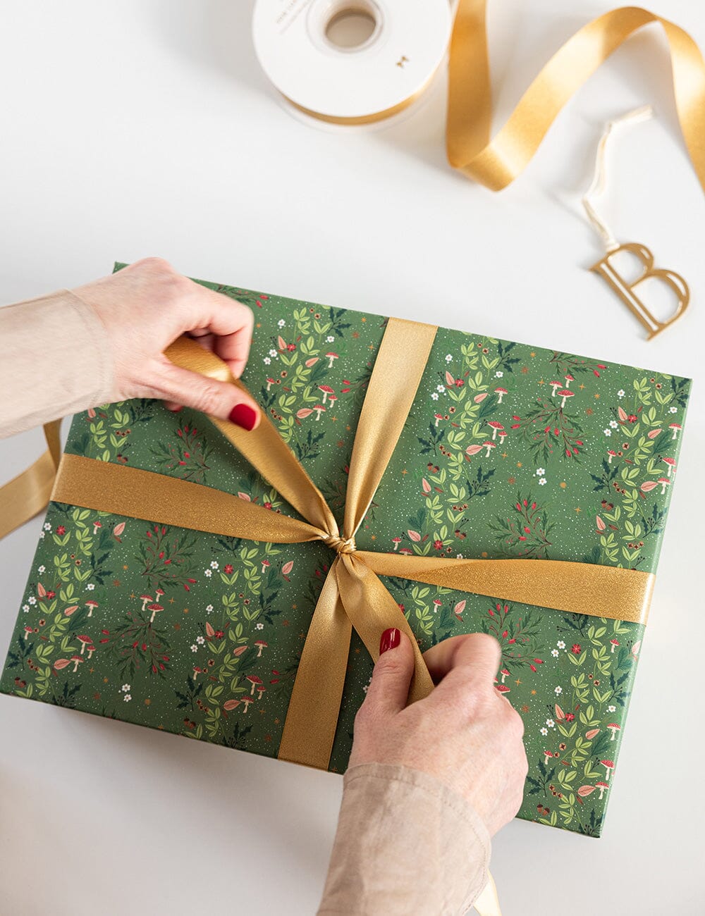 Jolly Santa / Holly & Twinkle 6pk Gift Wrap