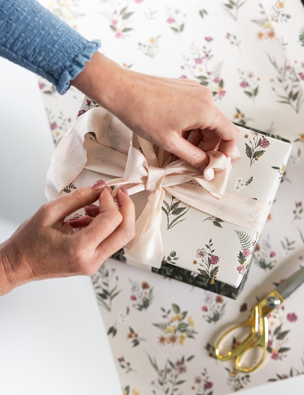 Dainty Blooms / Forest Friends Gift Wrap 100pk