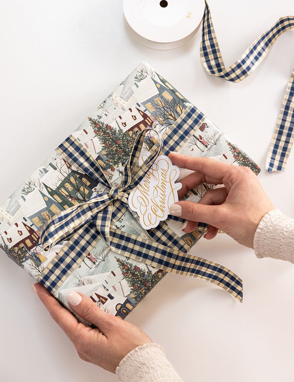 Gift Wrap Roll 3m - The Christmas Village