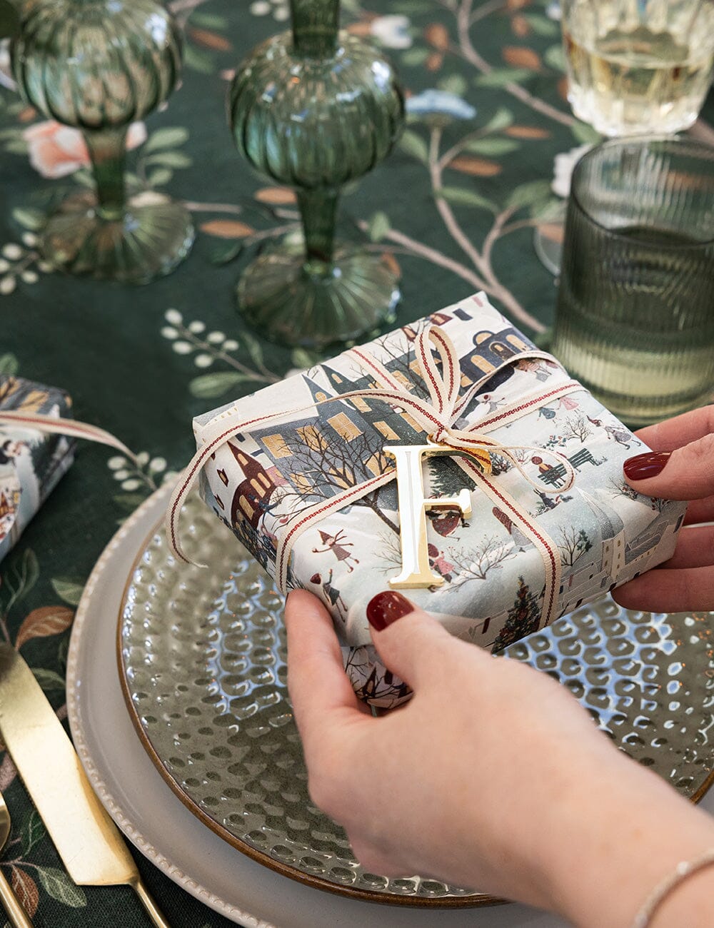 Gift Wrap Roll 3m - The Christmas Village