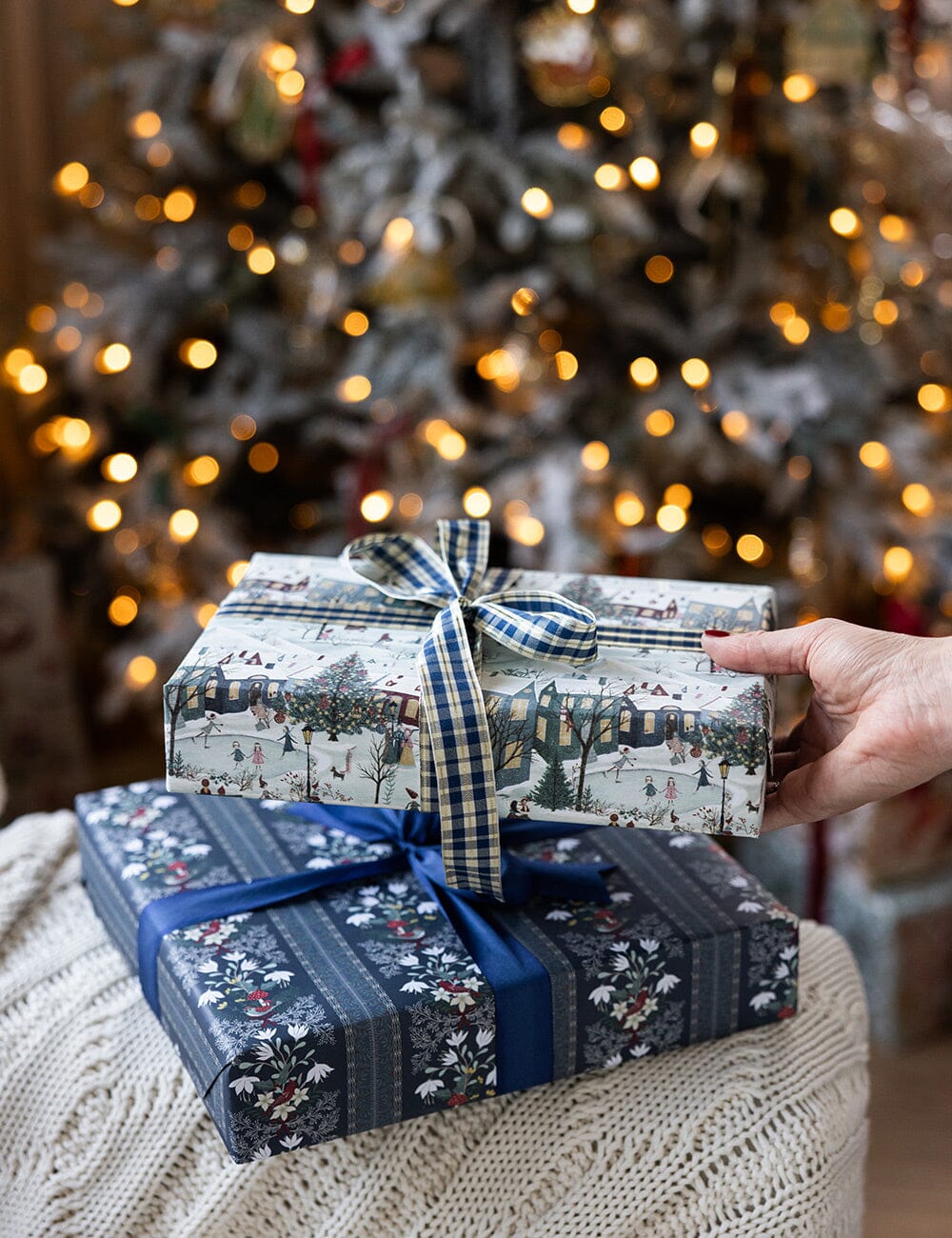 Gift Wrap Roll 3m - The Christmas Village