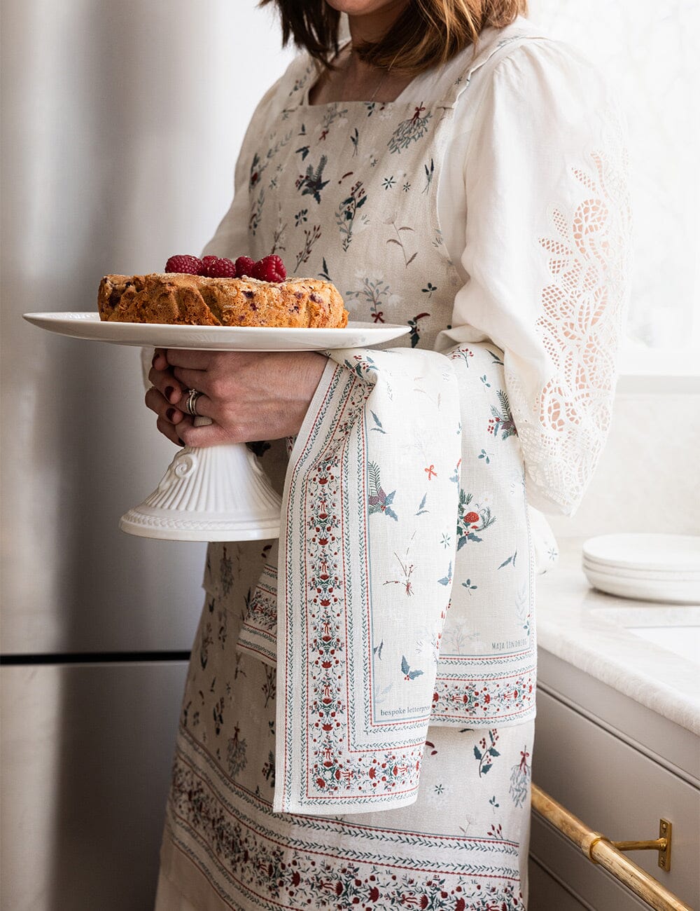 Heirloom Christmas Holly 100% Linen Apron