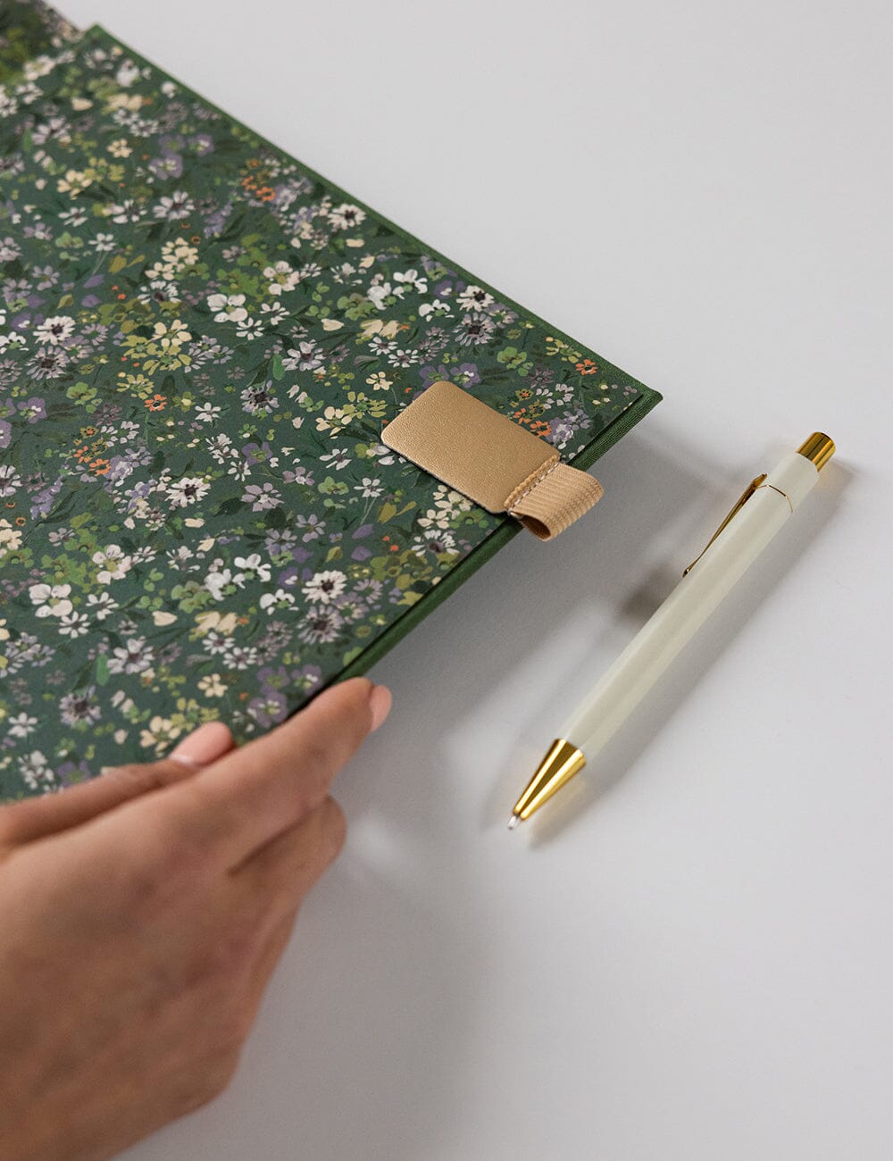 Adhesive Rectangle Pen Loop - Gold