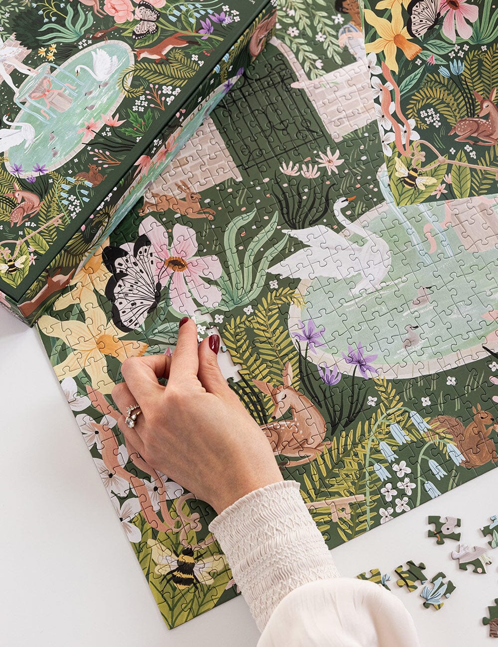 Secret Garden 1000pc Puzzle