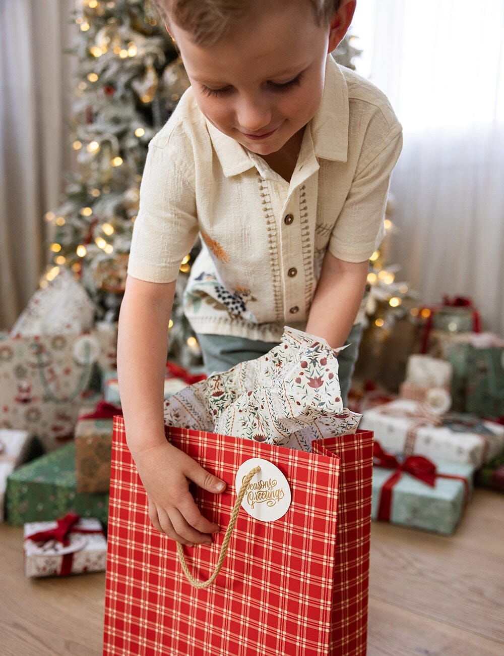 4pk Tissue Paper - Festive Florals