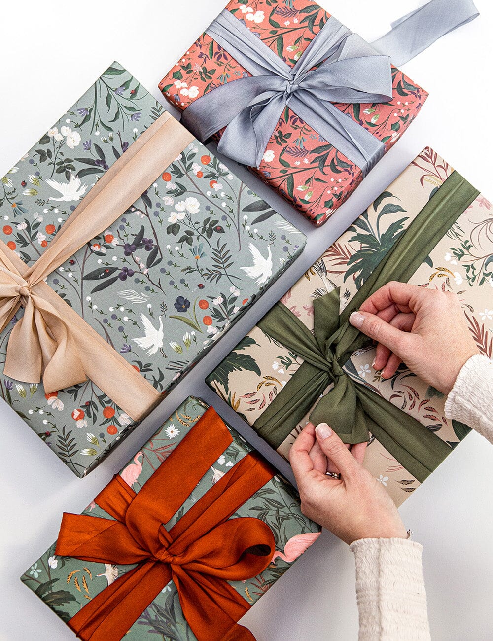 Gift Wrapping Gift Option Wrapped Standard Gift Wrap (no ribbon)