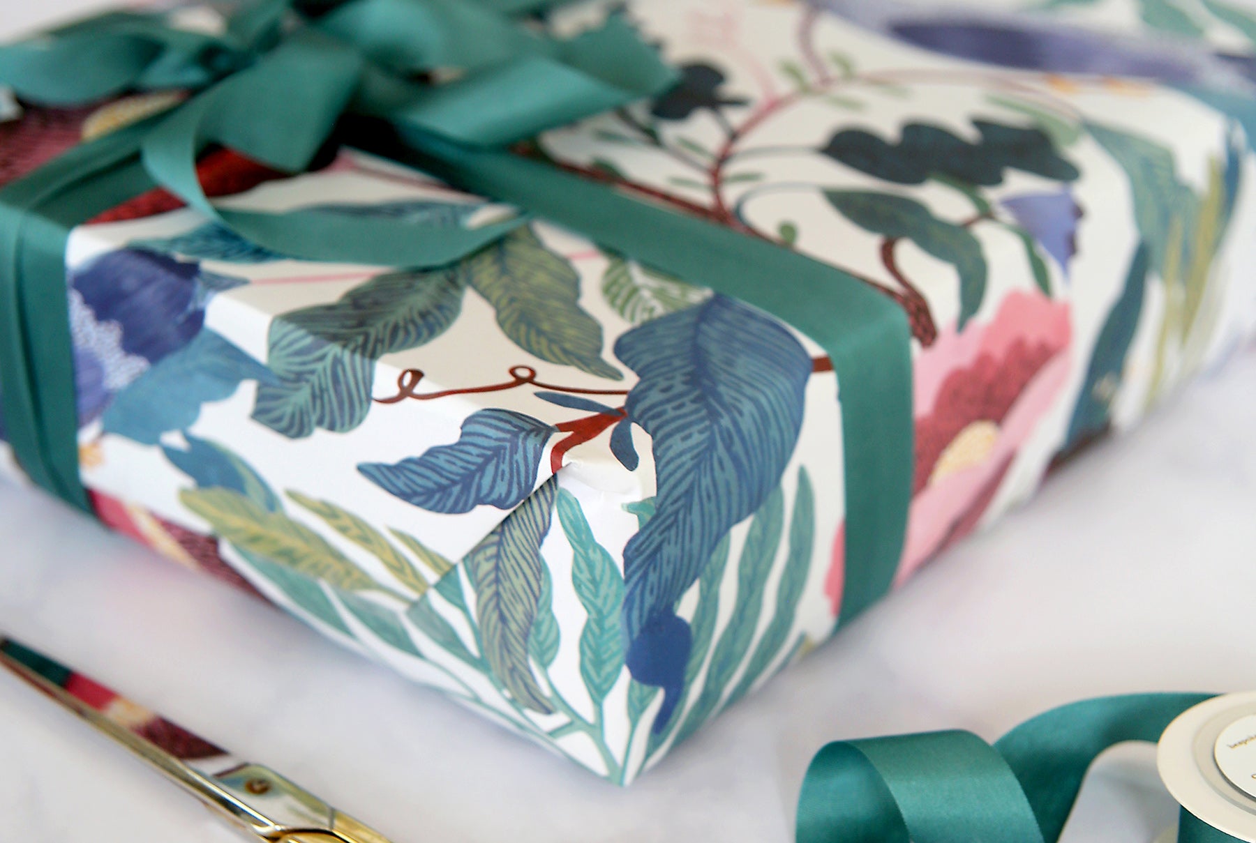 Choosing green gift wrap