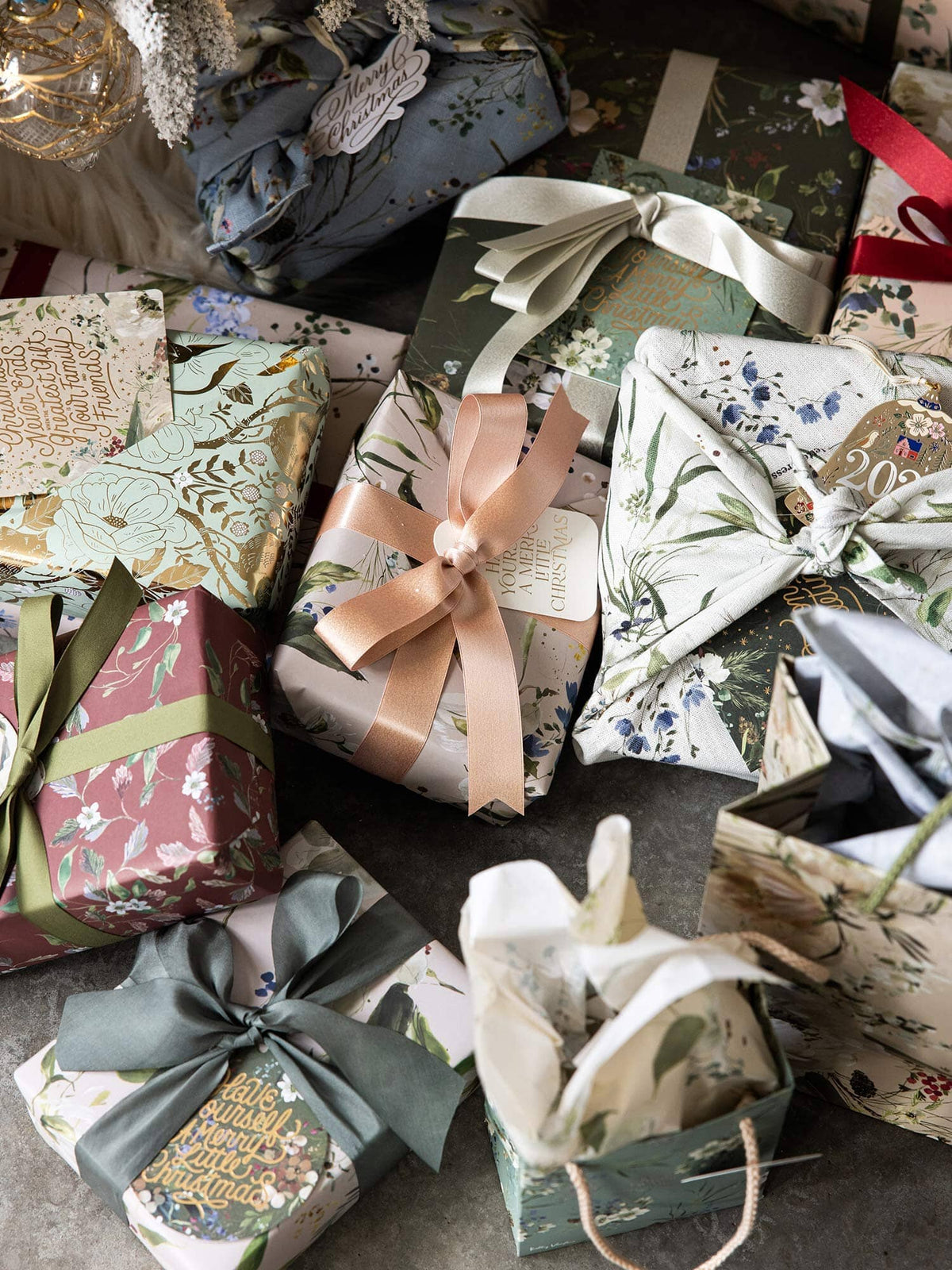 Christmas Gift Wrapping Inspiration | Luxury Holiday Wrapping Ideas