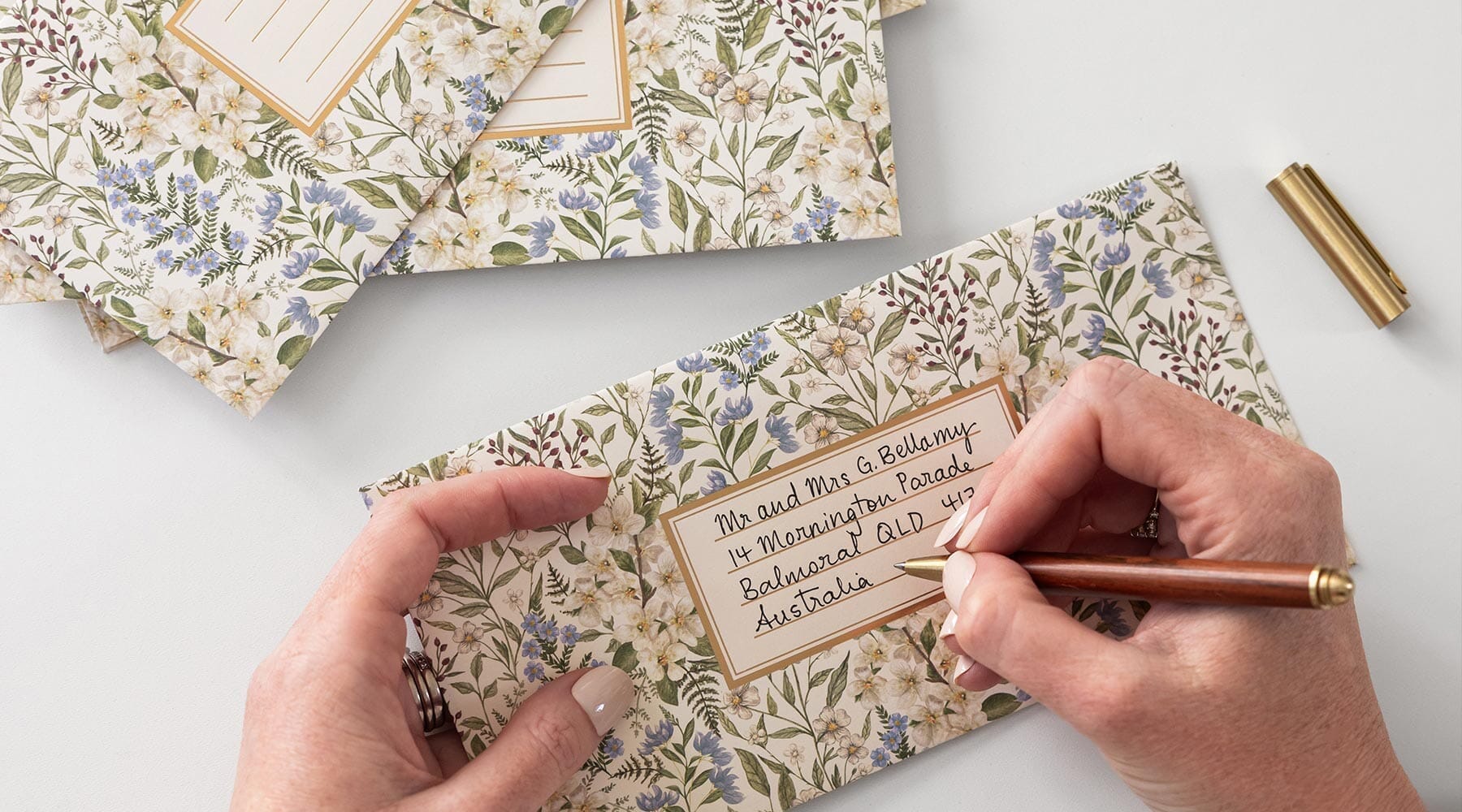 The Beauty of Handwritten Notes in a Digital World