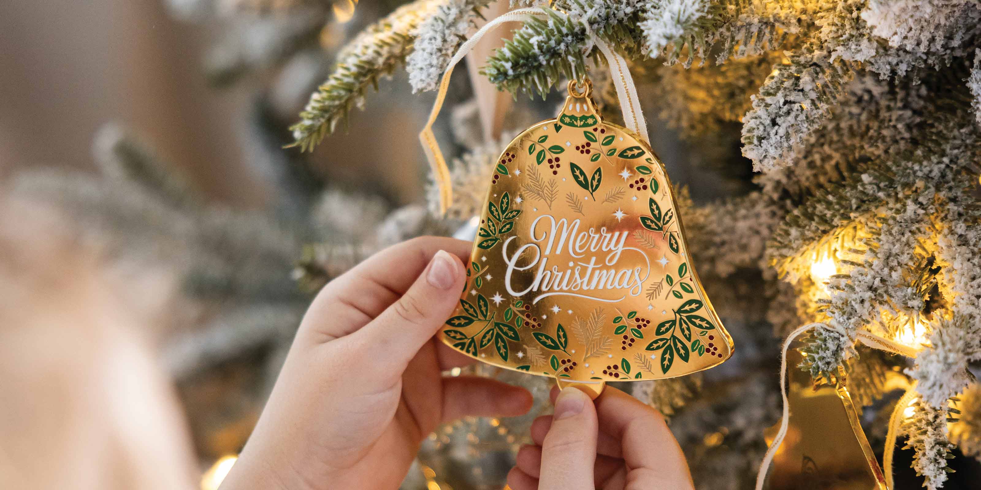 Create Meaningful Moments with Our 2025 Personalised Enamel Ornaments