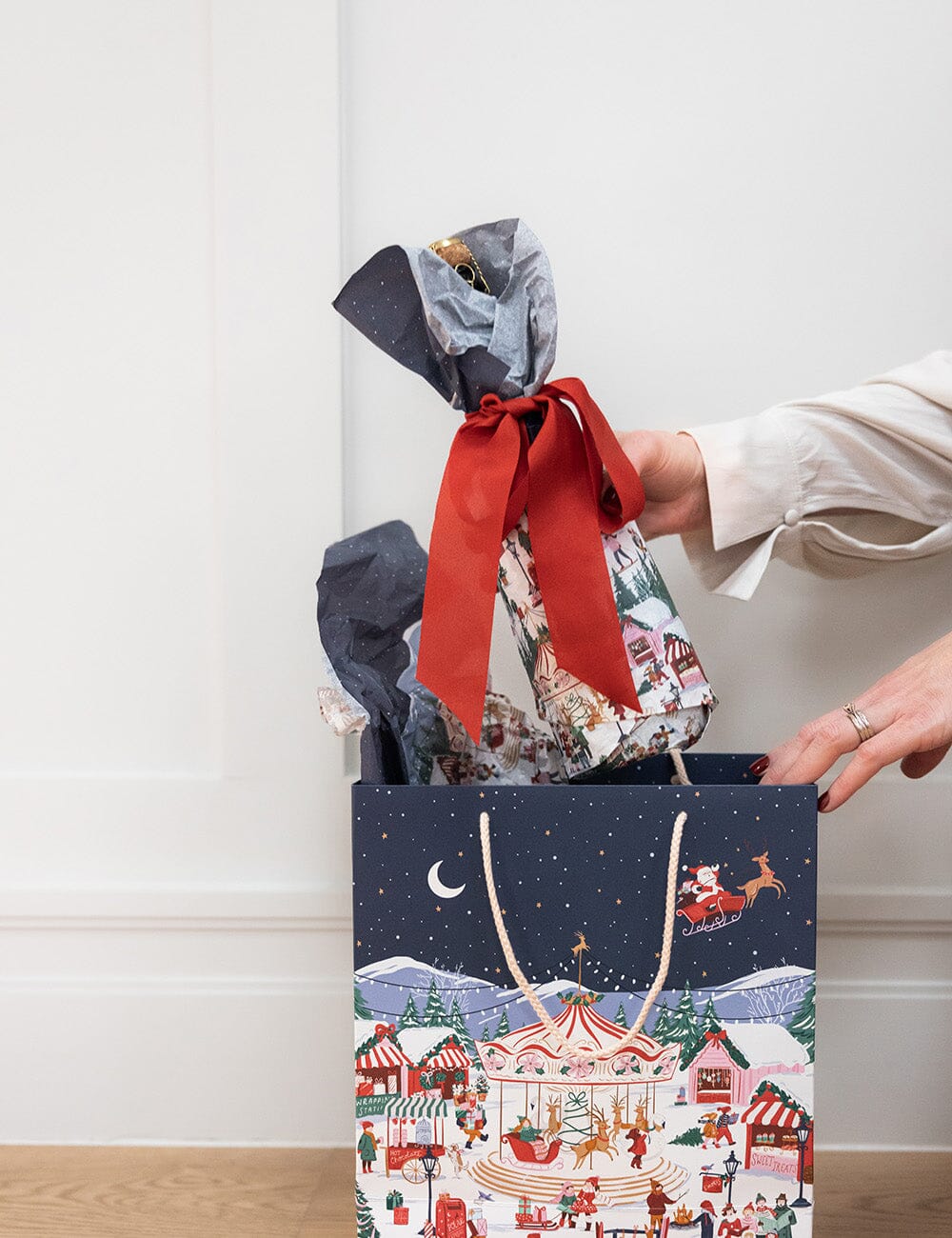 4pk Tissue Paper - Christmas Market