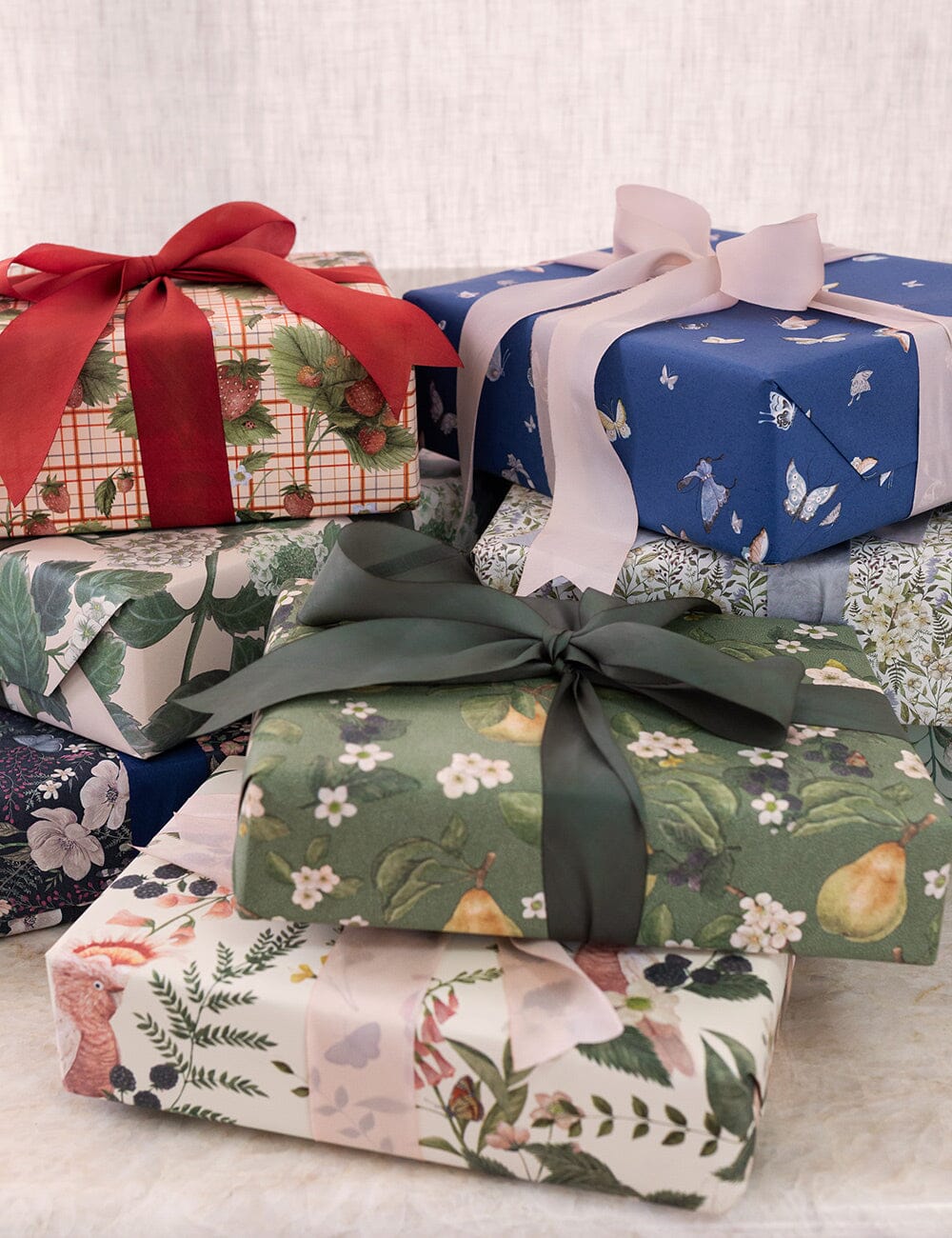 Gift Wrap Roll 30m - Pears