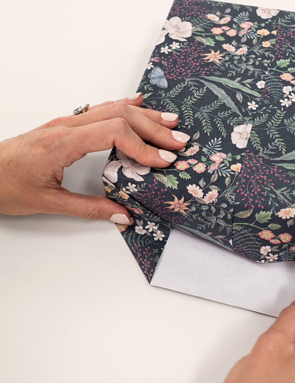 Gift Wrap Roll 30m - Dusk In Bloom