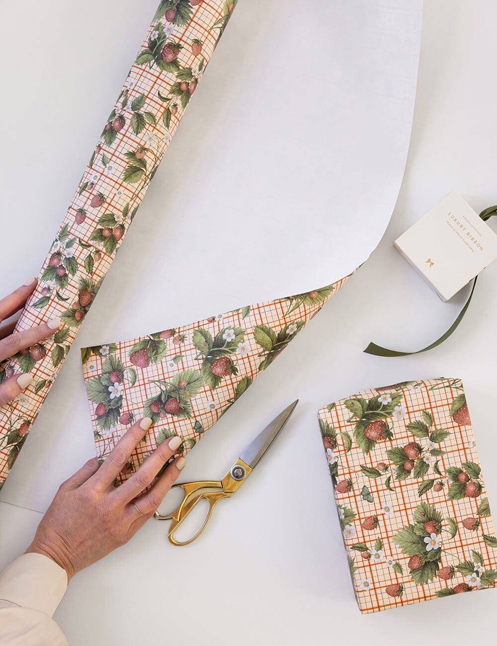 Gift Wrap Roll Bundle - 6 x 3m rolls (18 Metres)