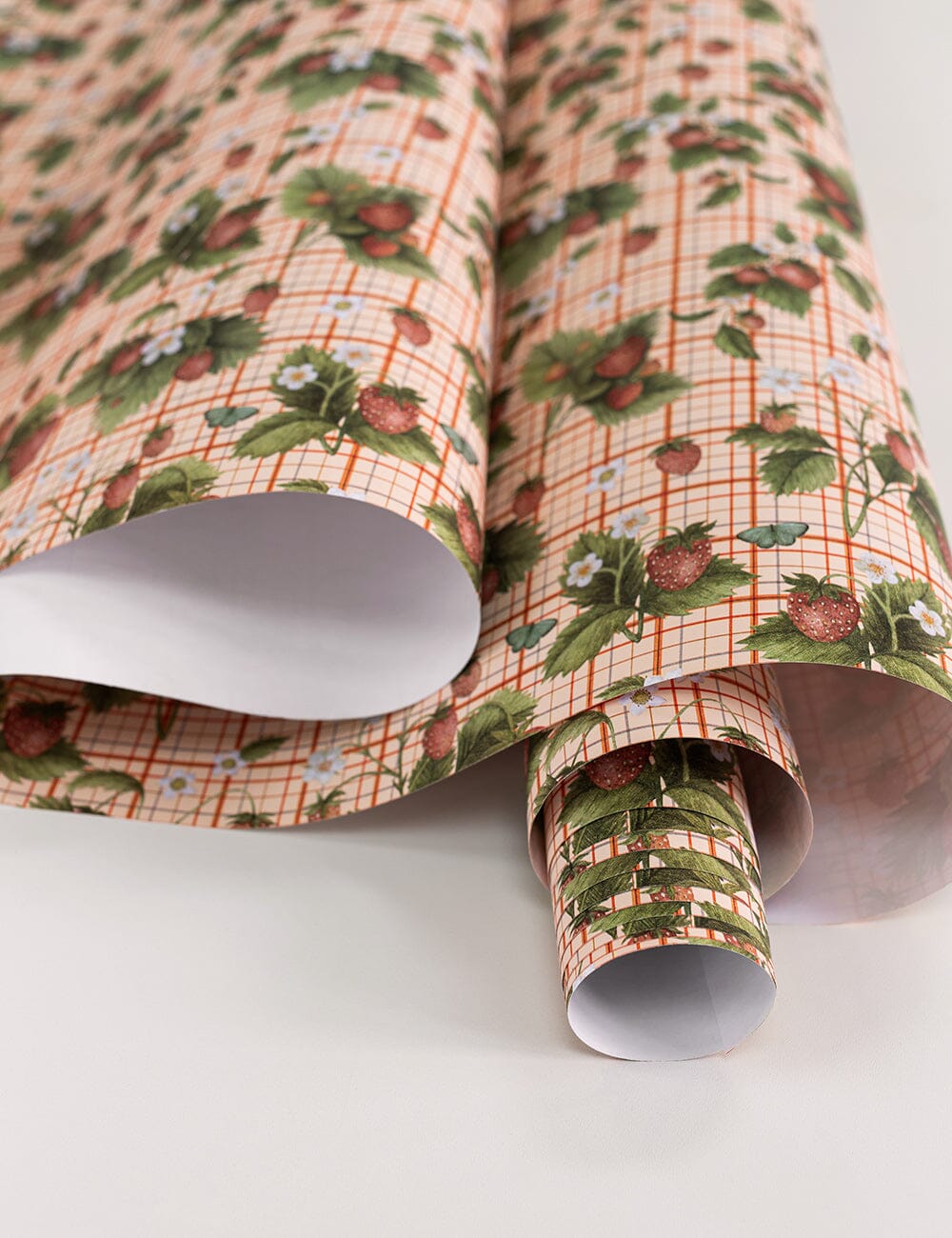 Gift Wrap Roll 3m - Strawberries