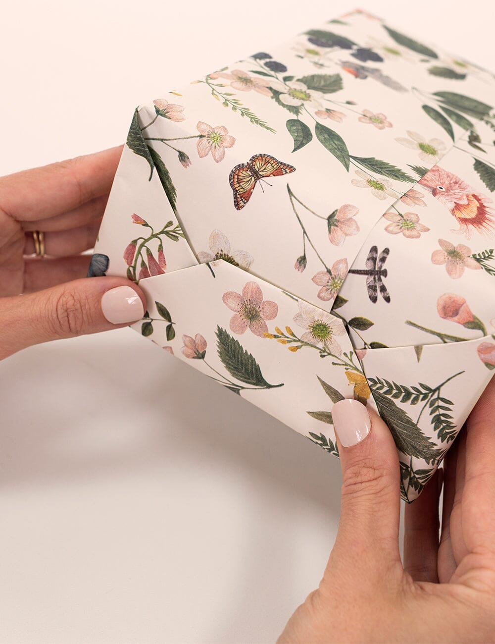 Gift Wrap Roll 30m - Cockatoos