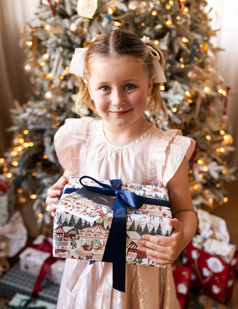 Gift Wrap 30m Roll - Christmas Market