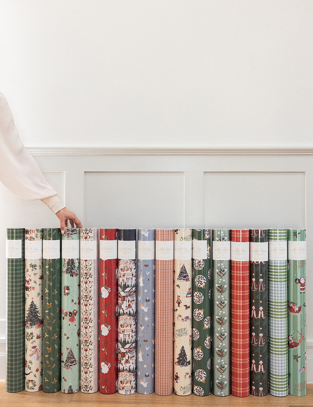 Gift Wrap 30m Roll - Christmas Santas
