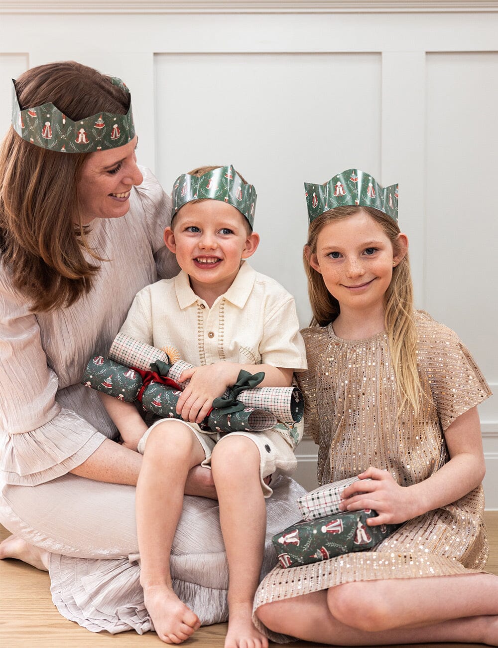 10 Pack Christmas Paper Crown Hats - Mr & Mrs Claus Christmas Crackers Bespoke Letterpress 