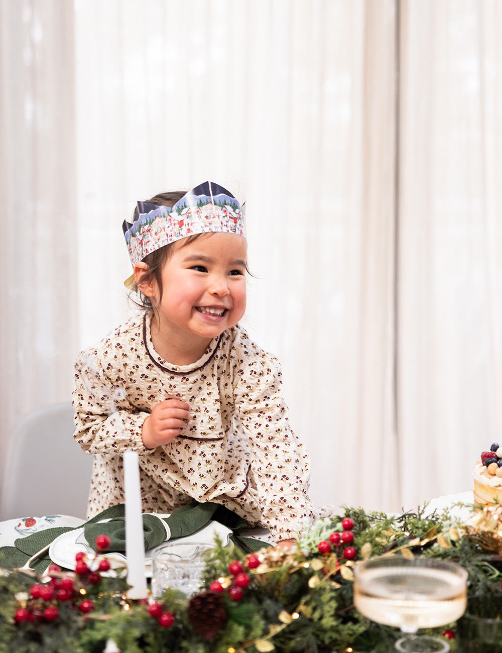 10 Pack Christmas Paper Crown Hats - Christmas Market