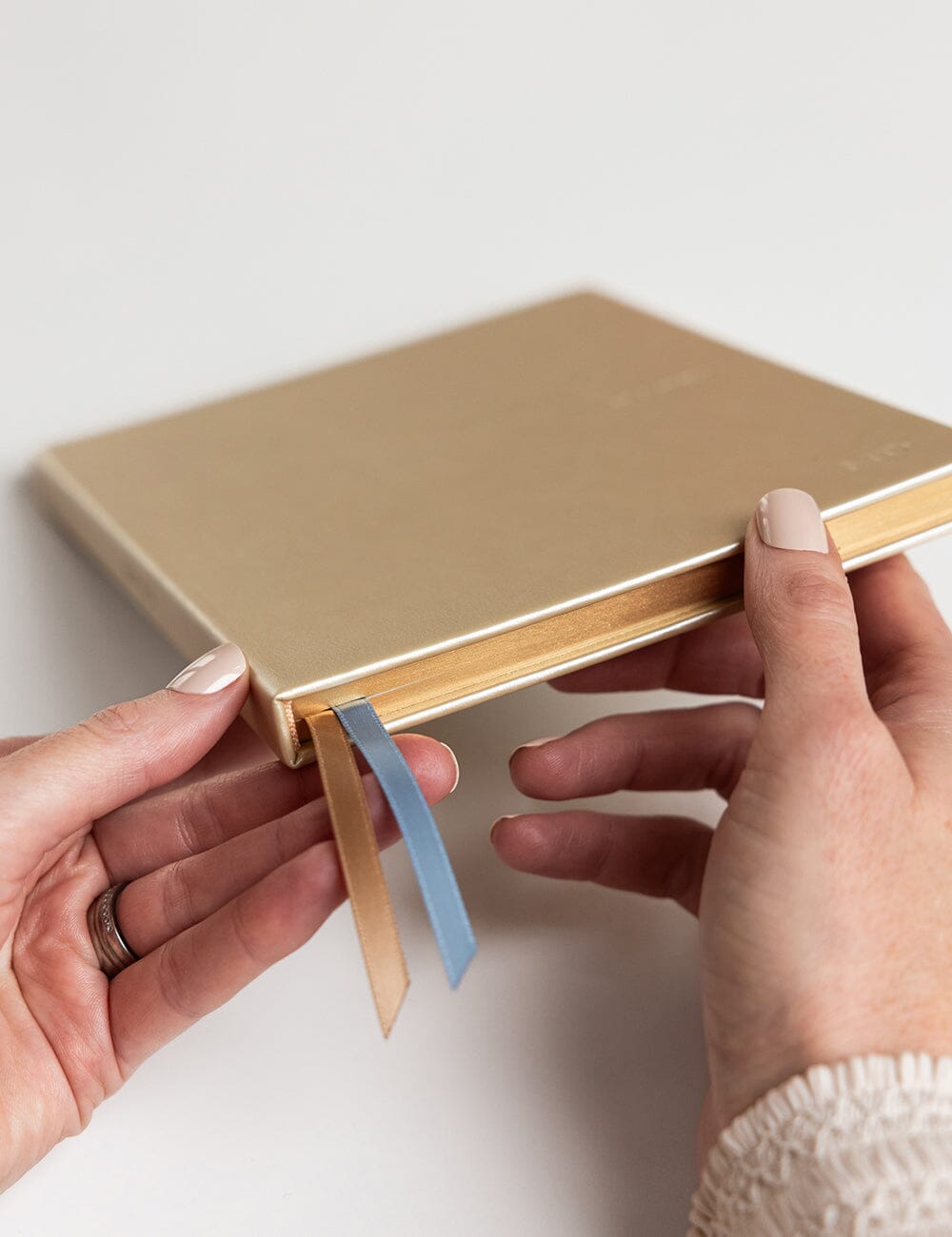 Classic Notebook - Pearl (Blank)