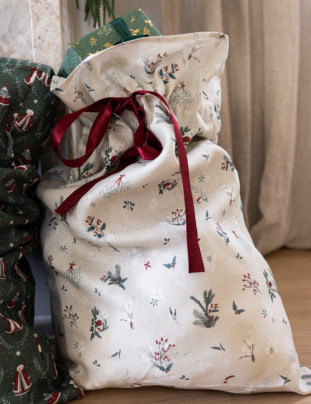 Heirloom Holly - Heirloom Christmas Santa Sack
