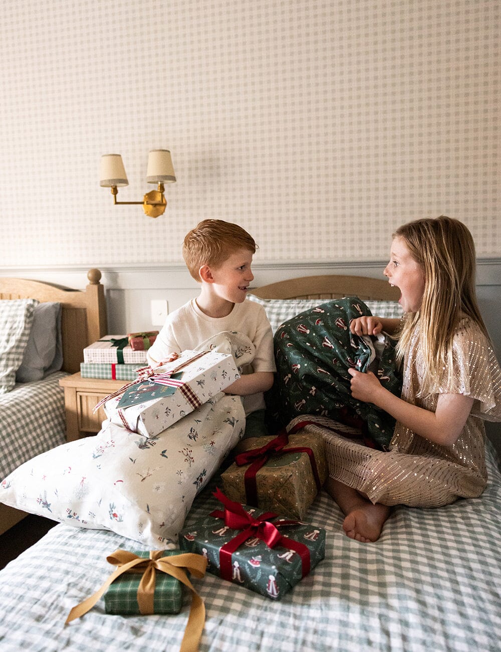 Heirloom Holly - Heirloom Christmas Santa Sack