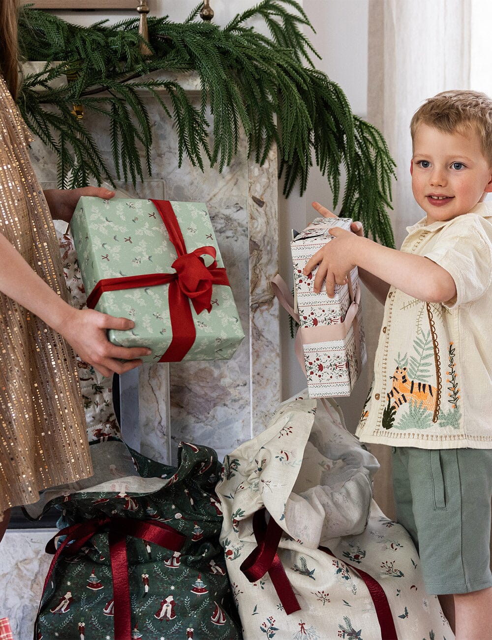 Heirloom Holly - Heirloom Christmas Santa Sack