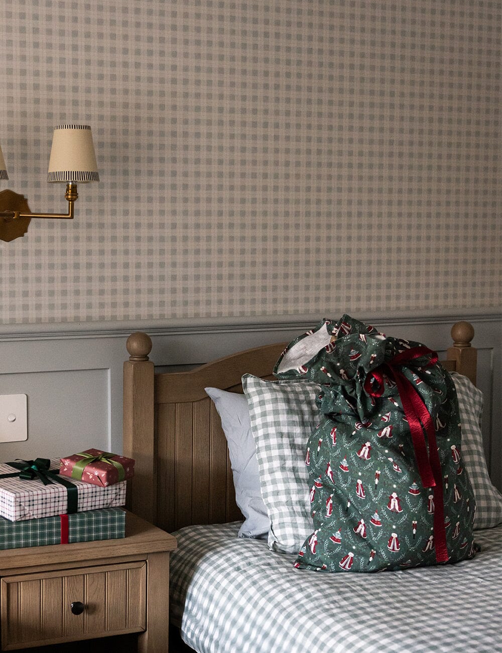 Mr & Mrs Claus - Heirloom Christmas Santa Sack