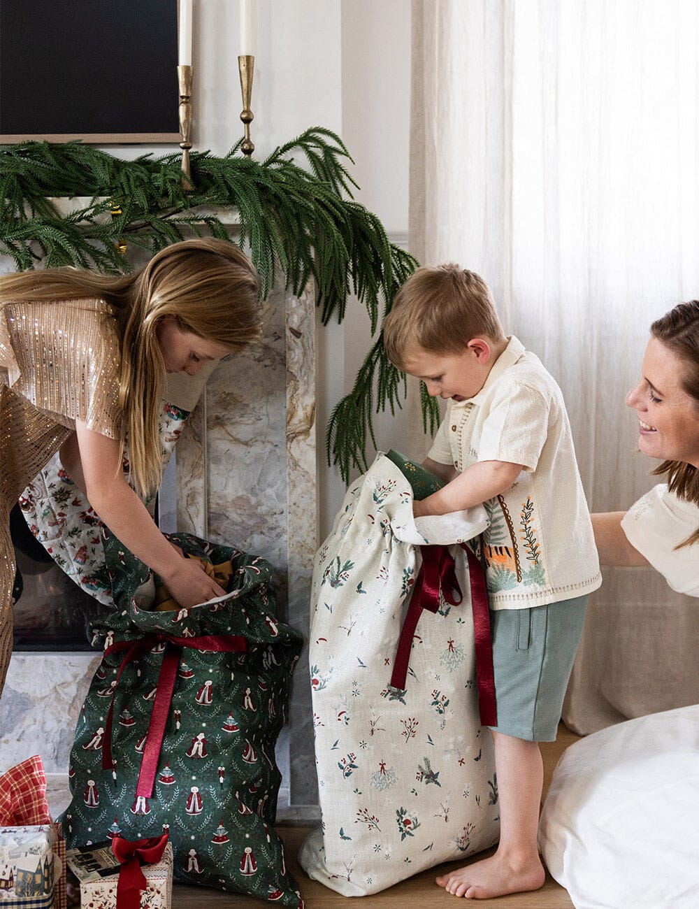 Mr & Mrs Claus - Heirloom Christmas Santa Sack