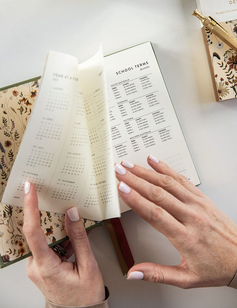 2024 Day to a Page Linen Bound Planner - Moss Green (Pre Order) Planners Bespoke Letterpress 