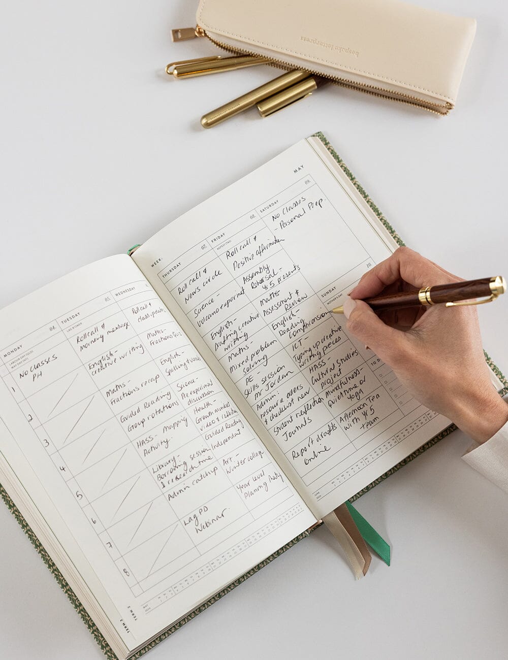 2026 Teachers Desktop Planner - Finch Bramble