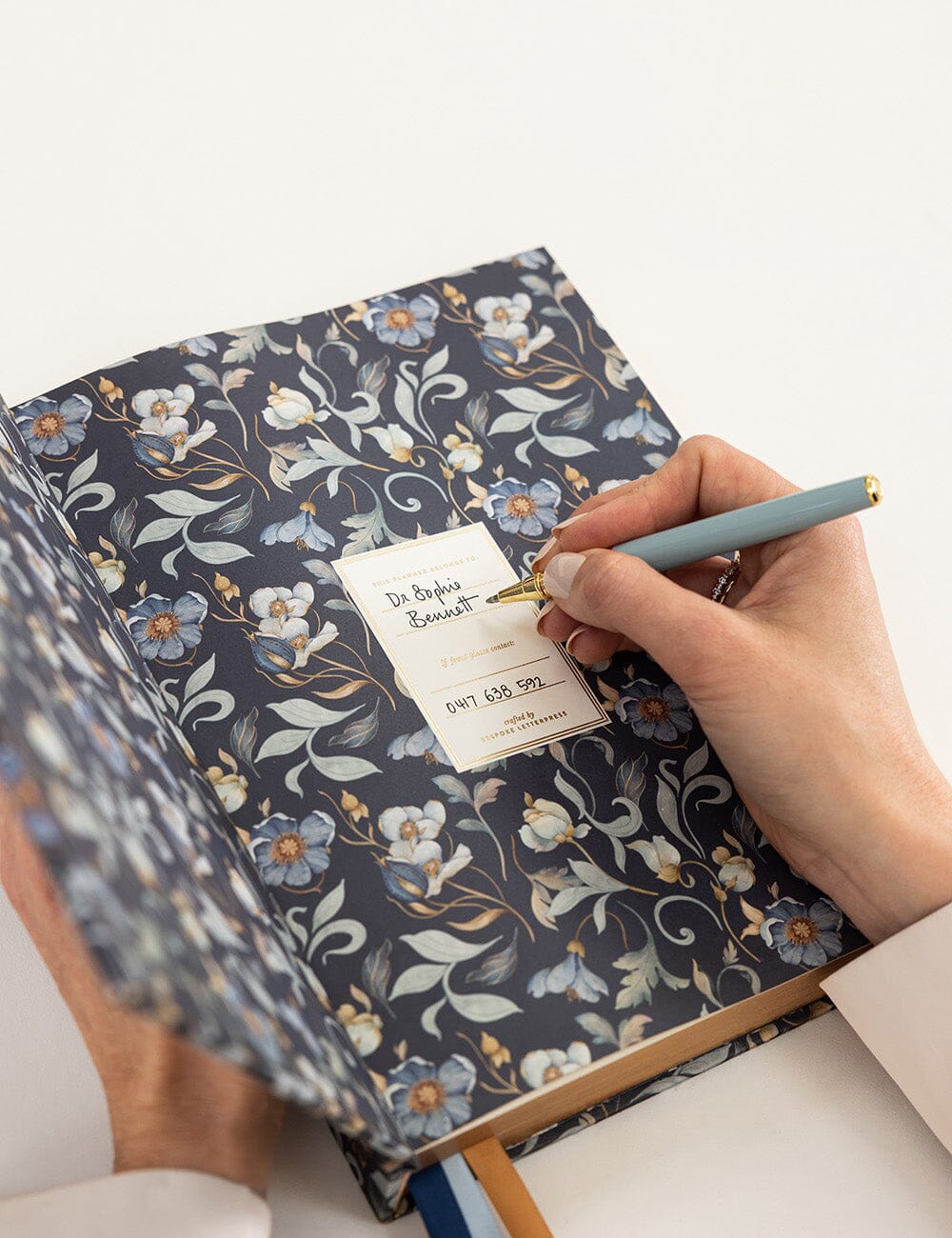2027 Day to Page Large Planner - Somerset Estate
